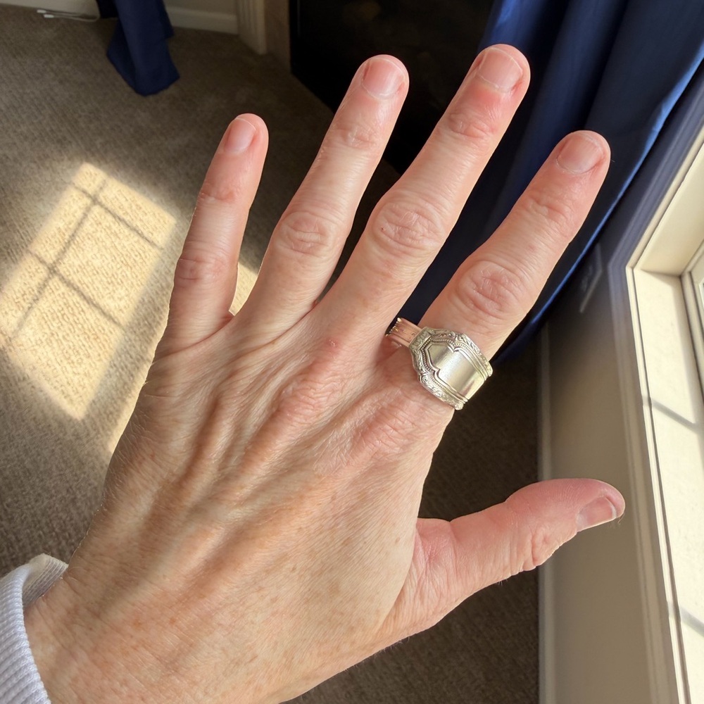 Elegant Silver Spoon Ring - Picture 6 of 14